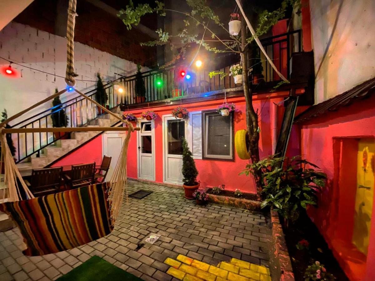 Zani Hostel プリズレン エクステリア 写真