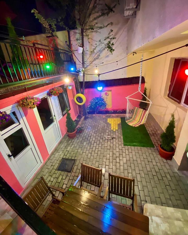 Zani Hostel プリズレン エクステリア 写真
