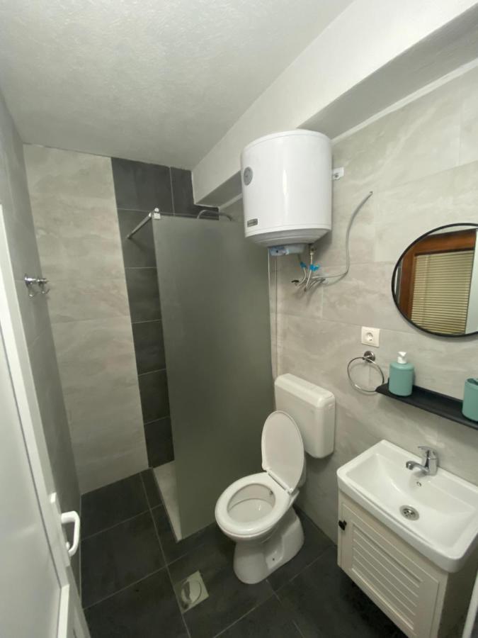 Zani Hostel プリズレン エクステリア 写真