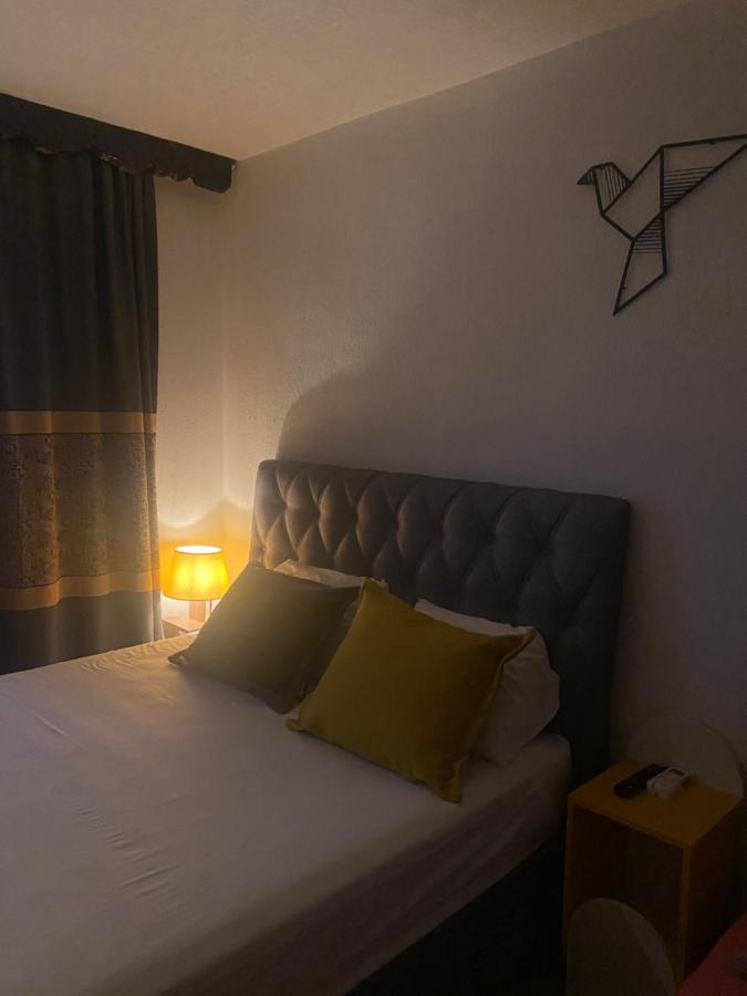 Zani Hostel プリズレン エクステリア 写真